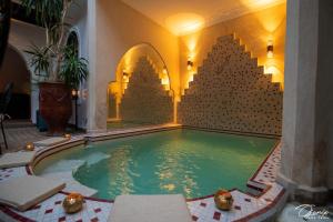 A piscina em ou perto de Riad Zoraida