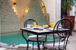 A piscina em ou perto de Riad Zoraida