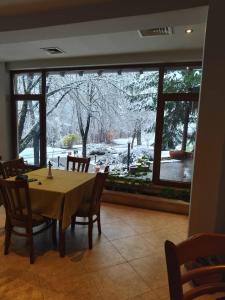 Gallery image of Хотел Велена in Apriltsi