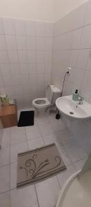Ein Badezimmer in der Unterkunft Apartmány Elisabeth
