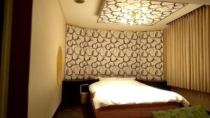 Voodi või voodid majutusasutuse HOTEL Z23 toas