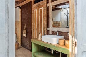 Koupelna v ubytování Jawa House Private Villas + 28 fotografií