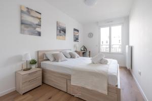 En eller flere senge i et værelse på Disneyland-Paris 7pers, Parking, Wifi + 23 billeder