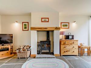 Televisyen dan/atau pusat hiburan di 3 bed in Harrogate HH099