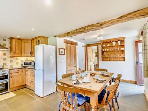 Dapur atau dapur kecil di 3 bed in Harrogate HH099 +17 gambar