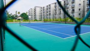 Tennis at/o squash facilities sa Coco Nest Colombo Sri Lanka o sa malapit
