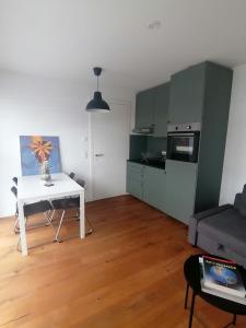 Naktsmītnes Grinzing cosy flat Vīnē fotogalerijas attēls