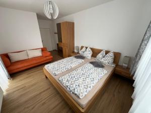 Postel nebo postele na pokoji v ubytování Haus Alpina Ski In & Ski Out