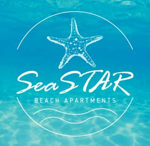 rozgwiazda w wodzie ze słowami morska gwiazda plaży doświadcza w obiekcie SeaSTAR Beach Apartments w mieście Kos
