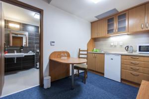 Cucina o angolo cottura di Hotelový dům Kaskáda - Bed and Breakfast