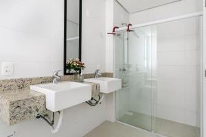 ภาพในคลังภาพของ Duplex vista para o mar na praia dos Açores ในฟลอเรียนอโปลิส