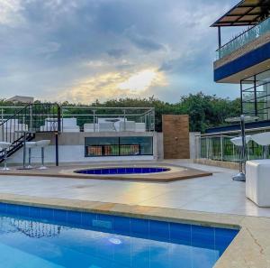 صورة لـ Luxury Studio Con Vista Pance في كالي