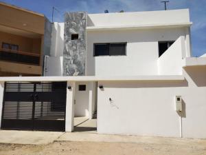 Bygningen som villaen ligger i