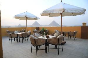 Siseõu või muu väliala majutusasutuses Pyramids Heart Hotel