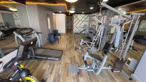 Fitnes oz. oprema za telovadbo v nastanitvi Hotel Quinta Real