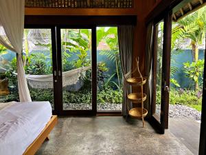 Zahrada ubytování Joyously Raw Villas - Free Room Upgrade Subject to Availability