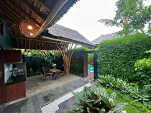 Zahrada ubytování Joyously Raw Villas - Free Room Upgrade Subject to Availability