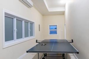 Facilități de tenis de masă la sau în apropiere de Welcome to our Ocean View Villa!