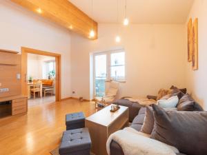 Posezení v ubytování Apartment in Niedernsill near Ski Slopes