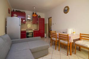 Kuchyň nebo kuchyňský kout v ubytování Sandra A2+1*** + 6 fotografií