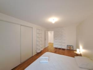 Fotografia z galérie ubytovania Medellin - Magnifique maison à Reims v destinácii Reims