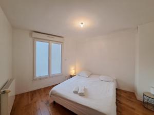 Fotografia z galérie ubytovania Medellin - Magnifique maison à Reims v destinácii Reims