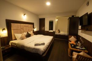 Gallery image of THE BUNK STREET in Manāli