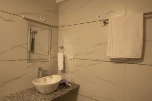 Gallery image of THE BUNK STREET in Manāli