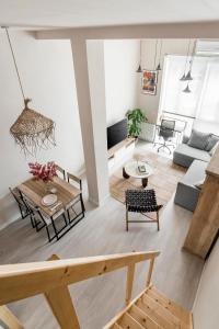 Charming apartment central Madrid tesisinde bir oturma alanı