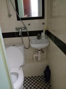 A bathroom at 富都賓館 Fu Dou Guest House