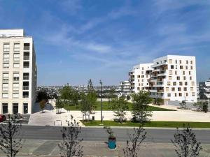 Το κτήριο όπου στεγάζεται  το διαμέρισμα