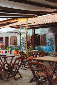 Imagen de la galería de Beach Hostel & Suites Los Pibes de Flores, en Cabo Frío 97 fotos más