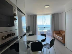 Χώρος καθιστικού στο Parque Santiago II , renovated, ocean view, heated swimming pool !