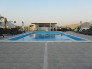 The swimming pool at or close to L'Isola del Sale