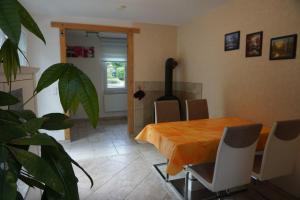 Χώρος καθιστικού στο Ferienhaus An der Suhle Quelle +13 φωτογραφίες