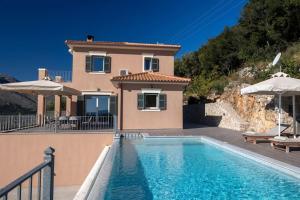 Πισίνα στο ή κοντά στο Remvi Villa