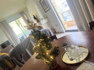 Χώρος καθιστικού στο Unique Spacious new 3BDR apt in Mouson/Filopappou