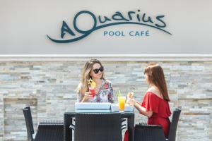 Os clientes hospedados em Riviera Rayhaan by Rotana Doha