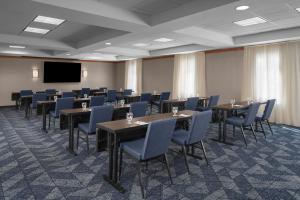 Kawasan bisnes dan/atau bilik persidangan di Courtyard by Marriott Phoenix West/Avondale