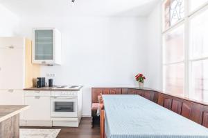 Köök või kööginurk majutusasutuses Charming spacious apartment