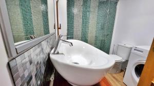 Kúpeľňa v ubytovaní Apartamento SWEET HOME TOLEDO + 7 fotografií