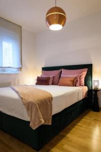 Krevet ili kreveti u jedinici u objektu Elegance Haven by HOME Apartments