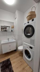 Fotografia z galérie ubytovania Życzliwy Apartament z garażem vo Varšave
