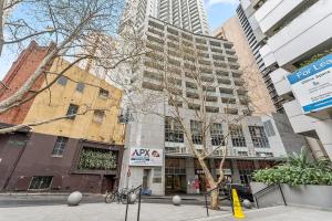 El edificio en el que está el aparthotel