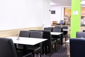 Restaurace v ubytování Hotel City Center + 33 fotografií