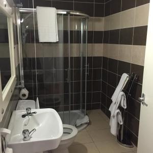 Koupelna v ubytování Tides Apartments Liscannor