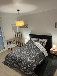 Fotografie z fotogalerie ubytování Le vendéen Apt 3 Chambres Fontenay le comte v destinaci Fontenay-le-Comte + 12 fotografií