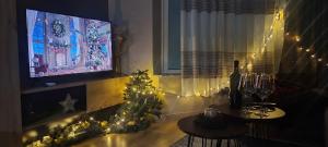 TV a/nebo společenská místnost v ubytování My Guest Base