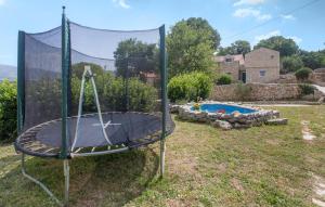 Piscina di Villa Brkic with large private pool and playground o nelle vicinanze