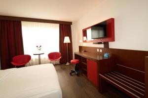 TV o dispositivi per l'intrattenimento presso Hotel Conti Dietikon